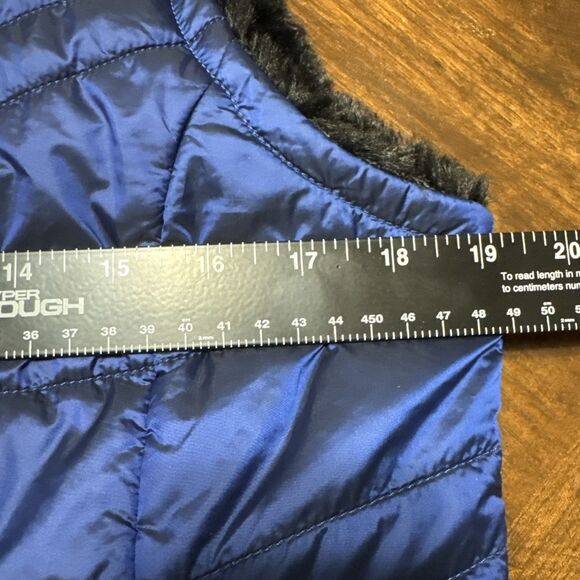 North Face Vest Womens Medium Black Reversible Puffer Teddy Mossbud Jacket Fuzzy - Picture 3 of 10